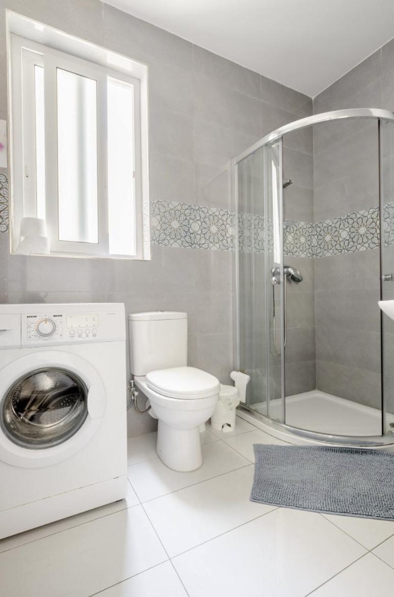 מסידה F12 Room 2, Private Room Two Single Beds Privated Bathroom In Shared Flat מראה חיצוני תמונה