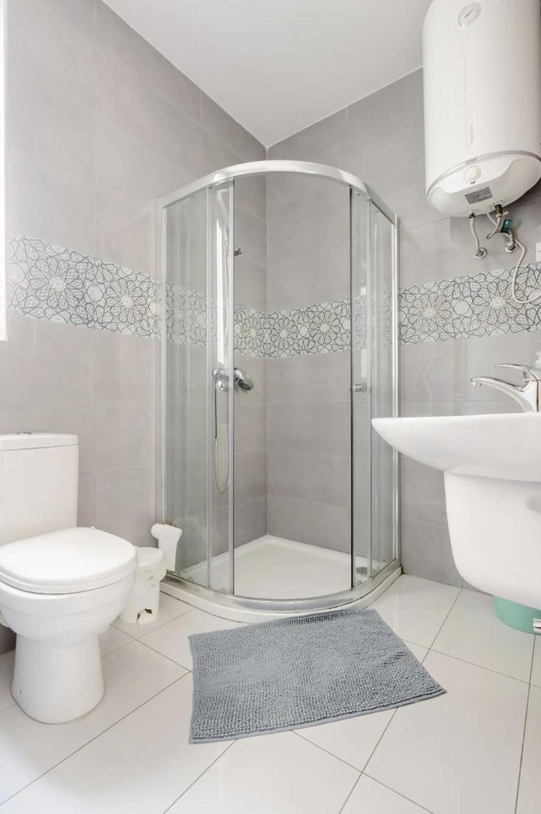 מסידה F12 Room 2, Private Room Two Single Beds Privated Bathroom In Shared Flat מראה חיצוני תמונה